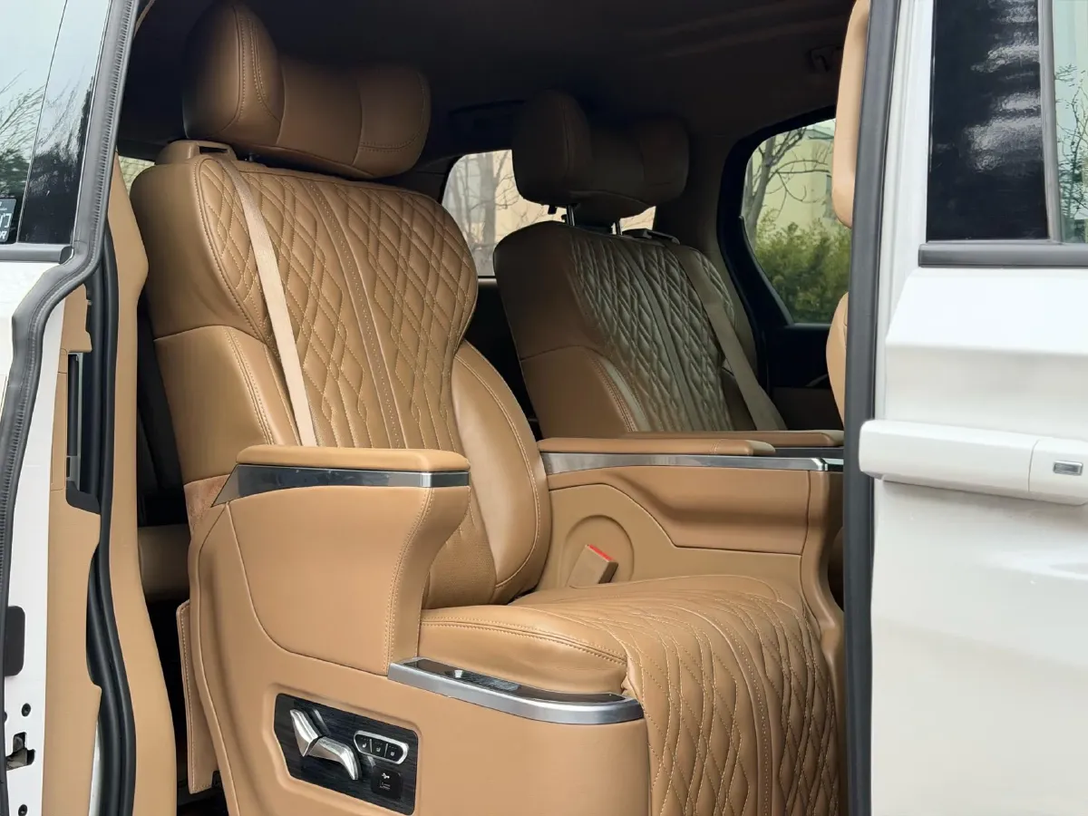 2020 Buick GL8 2.0T 237HP L4 9AT,autocango,china used car exporter,china ev exporter,chinese used car exporter,chinese used ev exporter