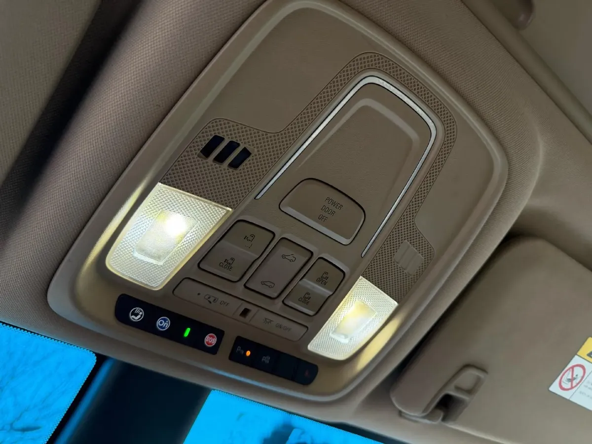 2020 Buick GL8 2.0T 237HP L4 9AT,autocango,china used car exporter,china ev exporter,chinese used car exporter,chinese used ev exporter