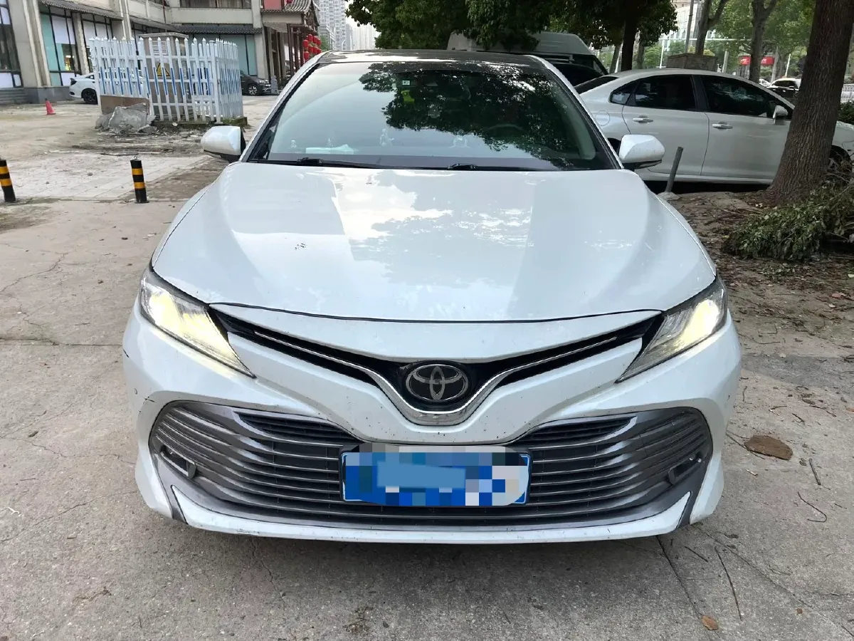 2019 Toyota Camry 2.5L 209HP L4 8AT,autocango,china used car exporter,china ev exporter,chinese used car exporter,chinese used ev exporter