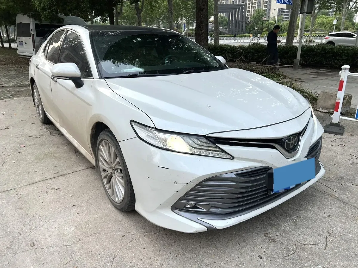 2019 Toyota Camry 2.5L 209HP L4 8AT,autocango,china used car exporter,china ev exporter,chinese used car exporter,chinese used ev exporter