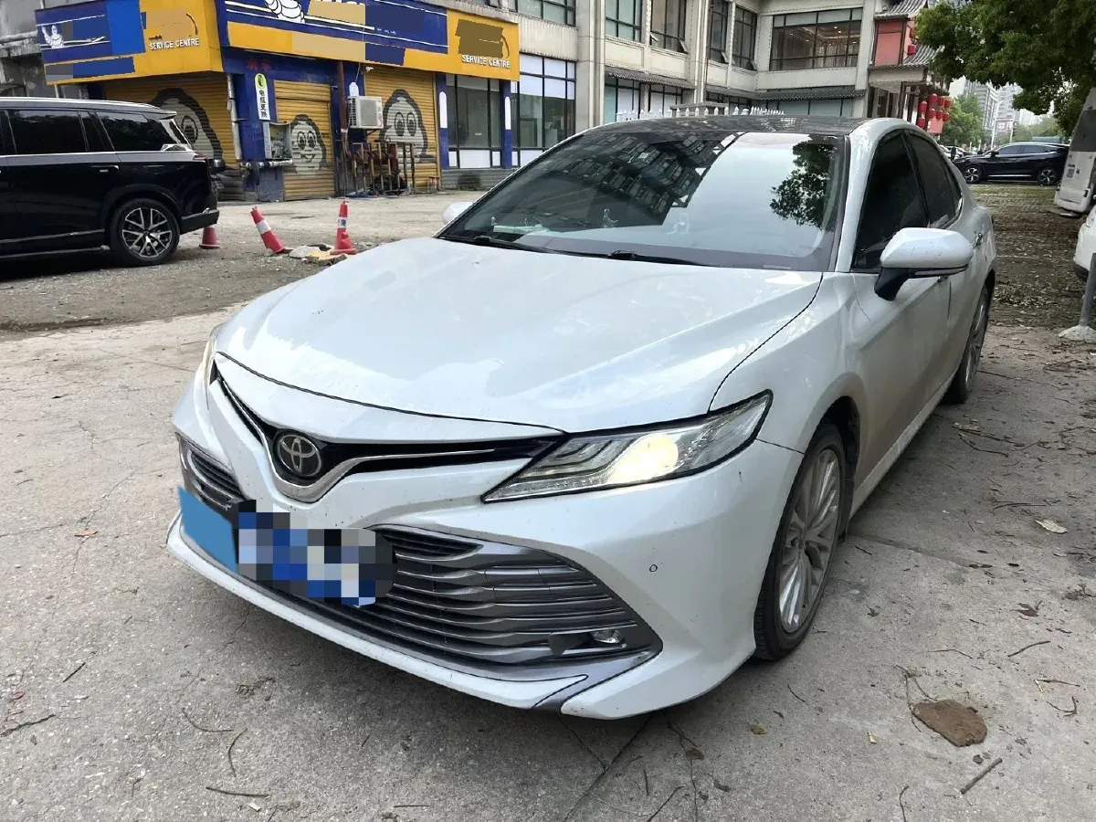 2019 Toyota Camry 2.5L 209HP L4 8AT,autocango,china used car exporter,china ev exporter,chinese used car exporter,chinese used ev exporter