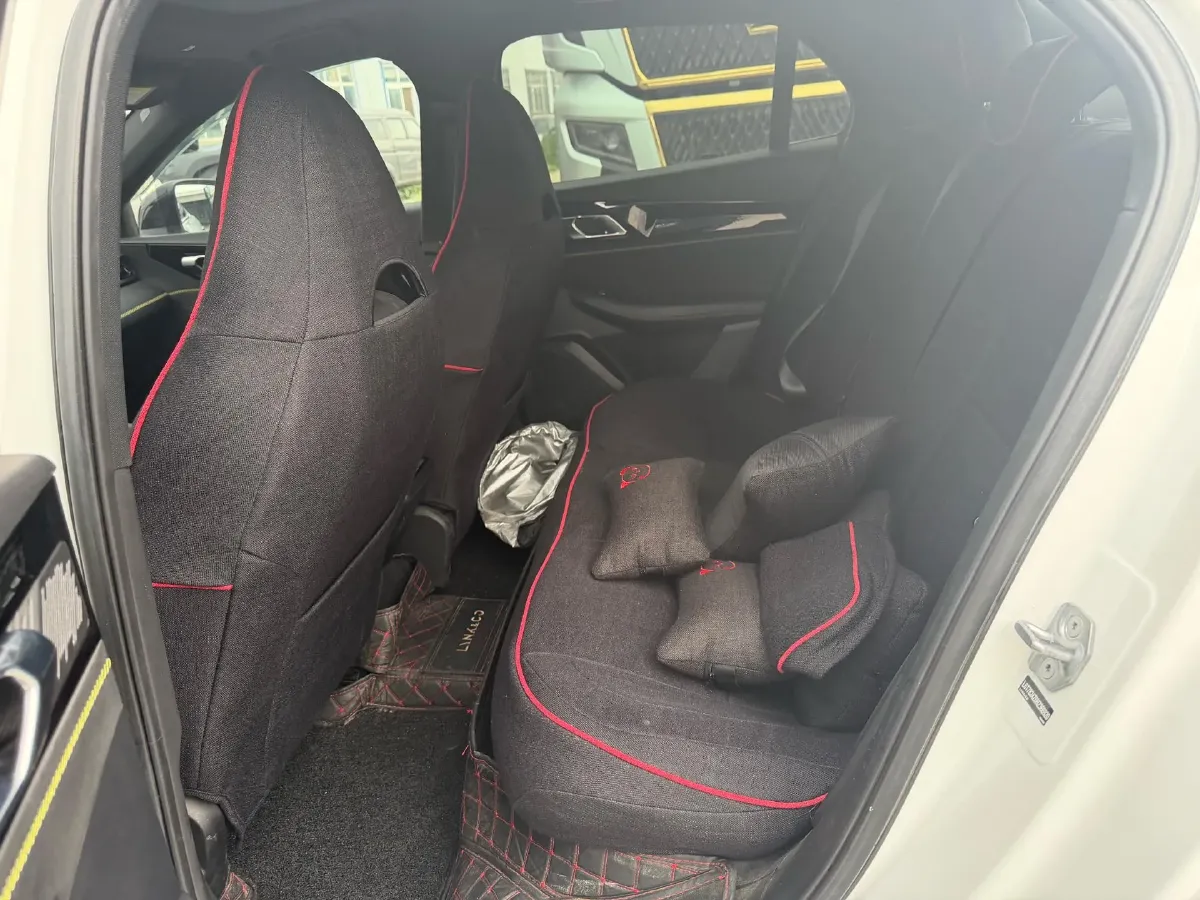 2022 LYNK&CO 03 1.5T 180HP L3 7DCT,autocango,china used car exporter,china ev exporter,chinese used car exporter,chinese used ev exporter