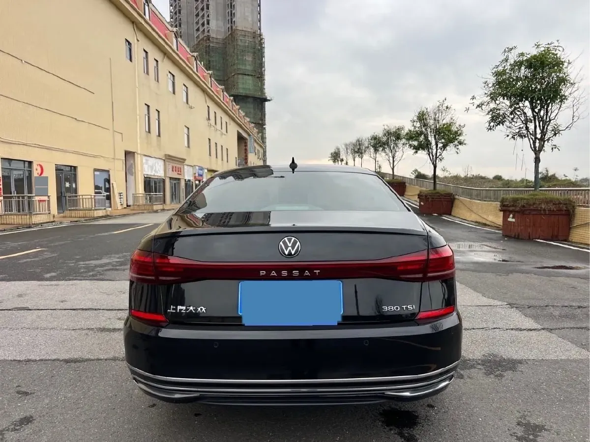 2025 Volkswagen Passat 2.0T 220HP L4 7DCT,autocango,china used car exporter,china ev exporter,chinese used car exporter,chinese used ev exporter