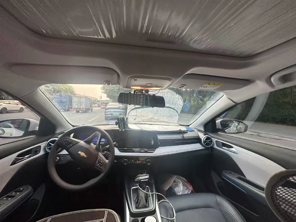 2023 Chevrolet Monza 1.5L 113HP L4 6DCT,autocango,china used car exporter,china ev exporter,chinese used car exporter,chinese used ev exporter