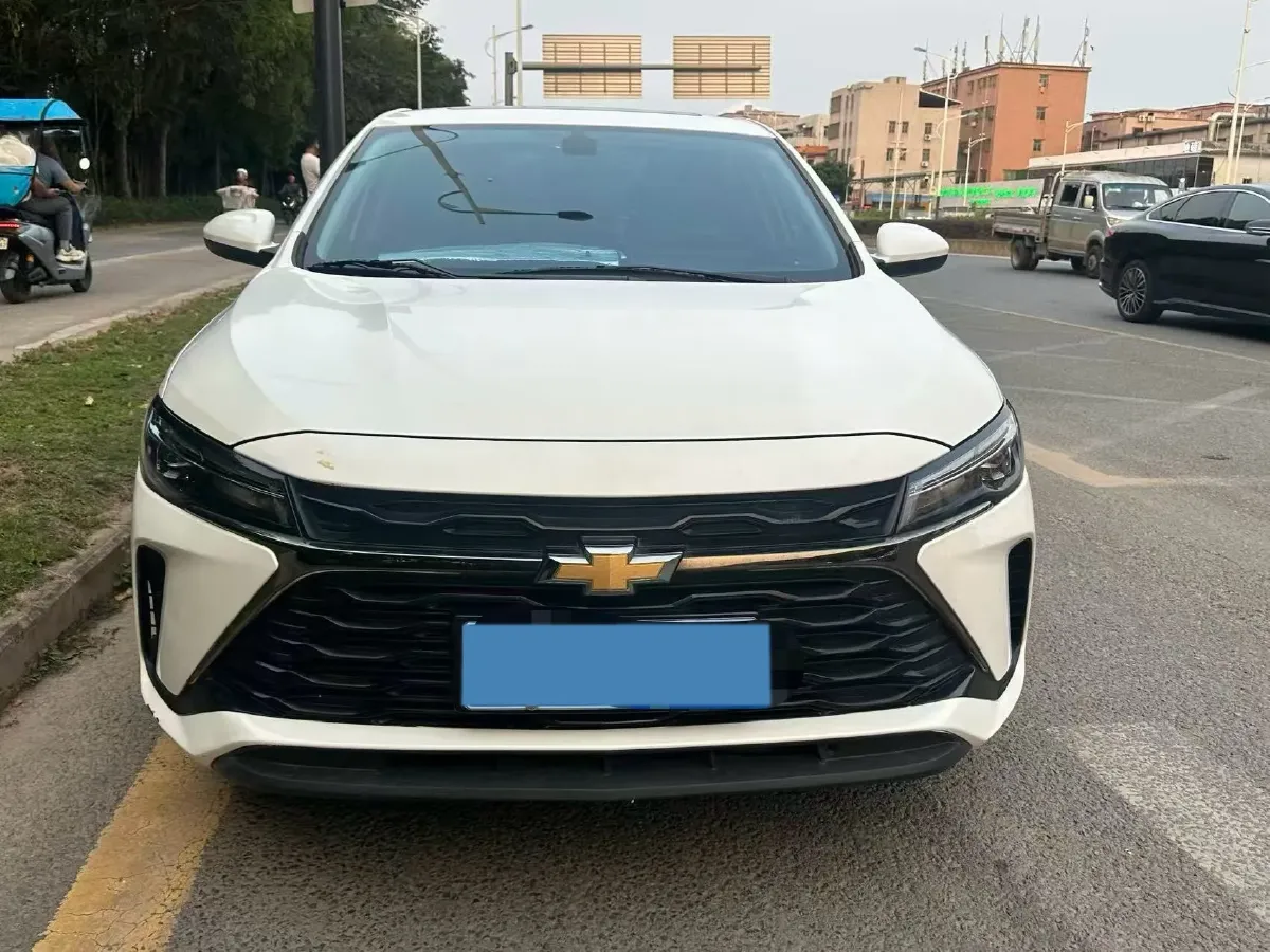 2023 Chevrolet Monza 1.5L 113HP L4 6DCT,autocango,china used car exporter,china ev exporter,chinese used car exporter,chinese used ev exporter