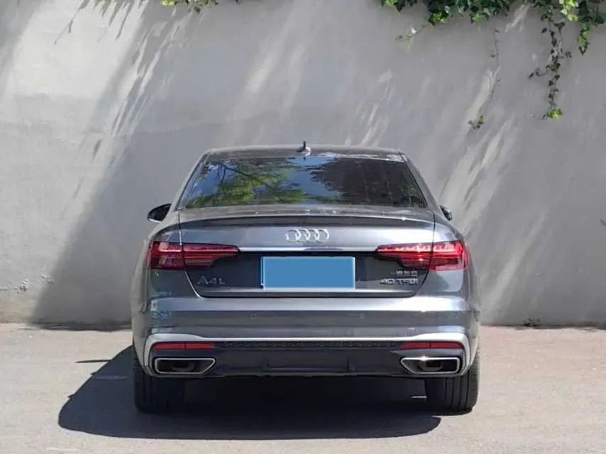 2020 Audi A4L 2.0T 190HP L4 7DCT,autocango,china used car exporter,china ev exporter,chinese used car exporter,chinese used ev exporter