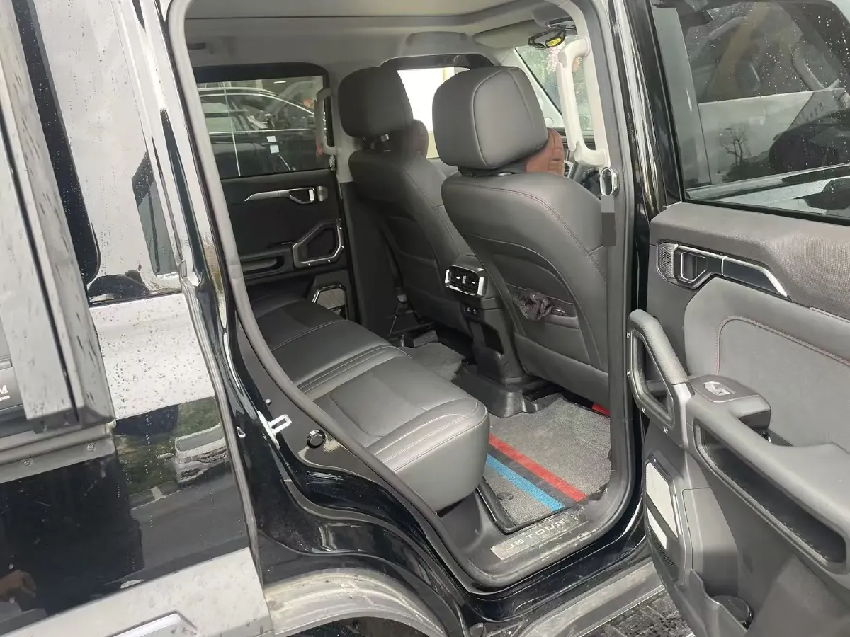 2023 Jetour Traveller 2.0T 254HP L4 8AT,autocango,china used car exporter,china ev exporter,chinese used car exporter,chinese used ev exporter