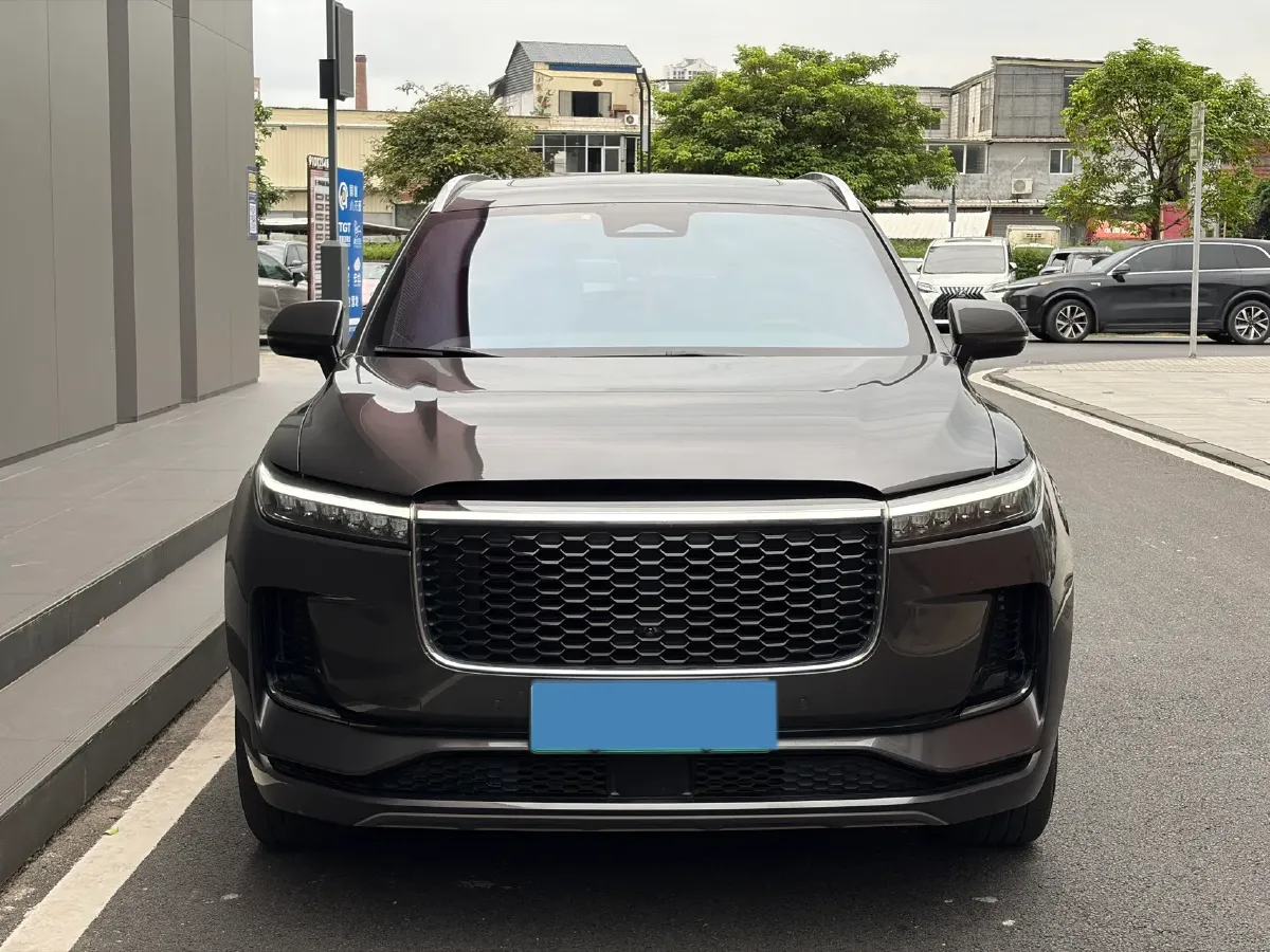 2021 Li ONE Range Extended 131HP REEV 40.5KWH,autocango,china used car exporter,china ev exporter,chinese used car exporter,chinese used ev exporter