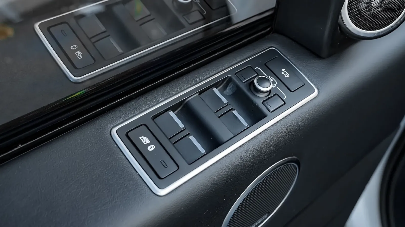 2016 Land Rover Range Rover 3.0T 340HP V6 8AT,autocango,china used car exporter,china ev exporter,chinese used car exporter,chinese used ev exporter