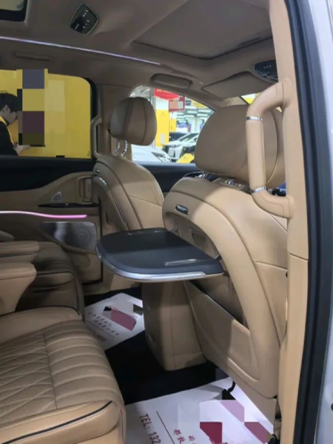 2022 Voyah Dream 1.5T 136HP L4 PHEV 25.57KWH,autocango,china used car exporter,china ev exporter,chinese used car exporter,chinese used ev exporter