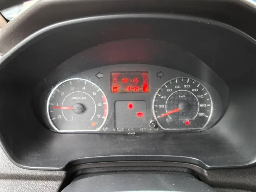 2019 WuLing HongGuang V 1.5L 99HP L4 6MT,autocango,china used car exporter,china ev exporter,chinese used car exporter,chinese used ev exporter