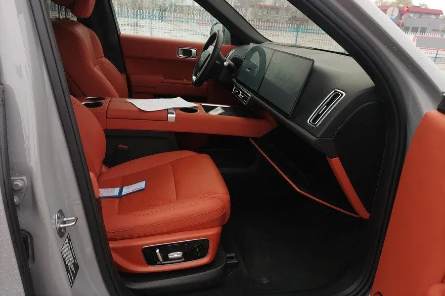 2025 Li L9 Range Extended 154HP REEV,autocango,china used car exporter,china ev exporter,chinese used car exporter,chinese used ev exporter