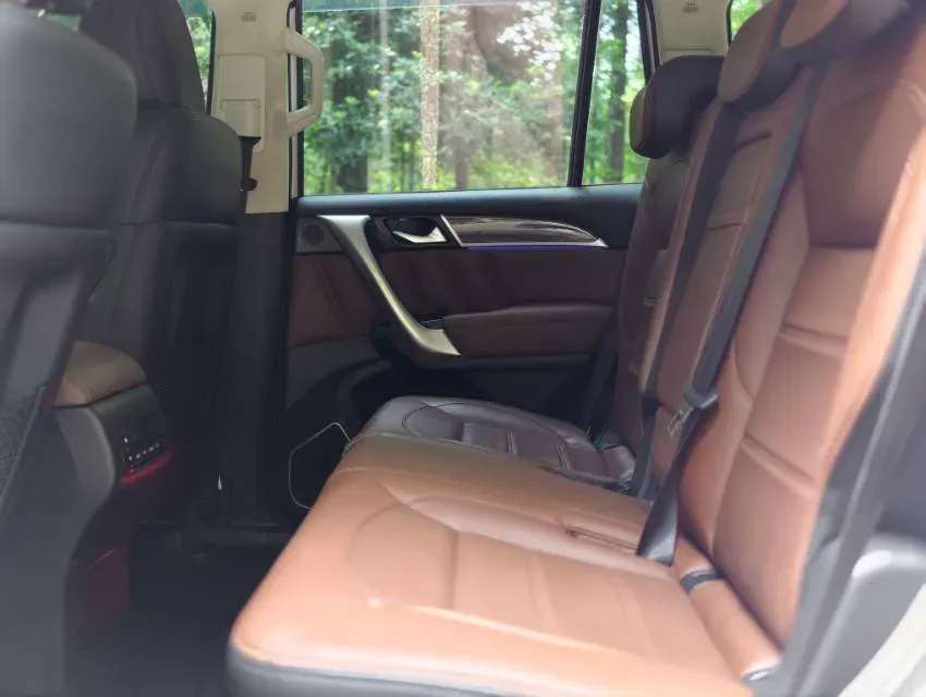 2017 Haval H9 2.0T 252HP L4 8AT,autocango,china used car exporter,china ev exporter,chinese used car exporter,chinese used ev exporter