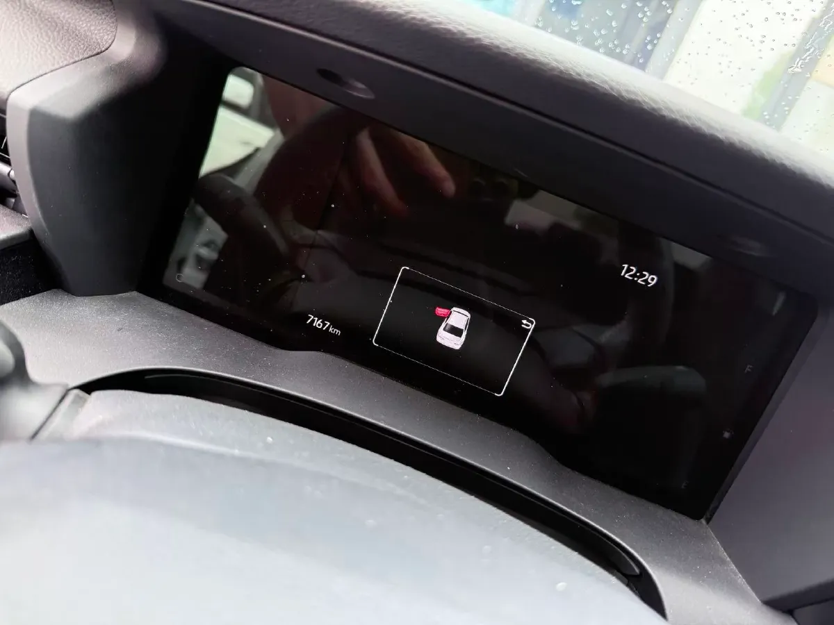 2024 Toyota Camry 2.0L 152HP L4 E-CVT Hybrid,autocango,china used car exporter,china ev exporter,chinese used car exporter,chinese used ev exporter