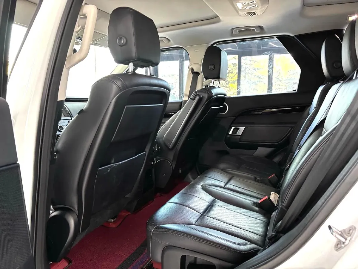 2020 Land Rover Discovery 2.0T 300HP L4 8AT,autocango,china used car exporter,china ev exporter,chinese used car exporter,chinese used ev exporter