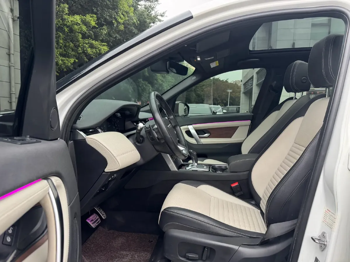 2020 Land Rover Discovery Sport 2.0T 249HP L4 9AT,autocango,china used car exporter,china ev exporter,chinese used car exporter,chinese used ev exporter