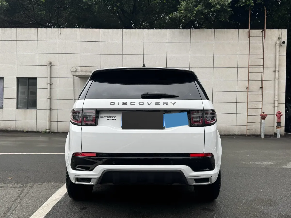 2020 Land Rover Discovery Sport 2.0T 249HP L4 9AT,autocango,china used car exporter,china ev exporter,chinese used car exporter,chinese used ev exporter