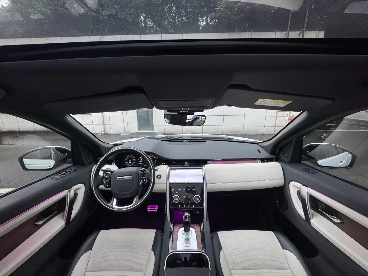 2020 Land Rover Discovery Sport 2.0T 249HP L4 9AT,autocango,china used car exporter,china ev exporter,chinese used car exporter,chinese used ev exporter