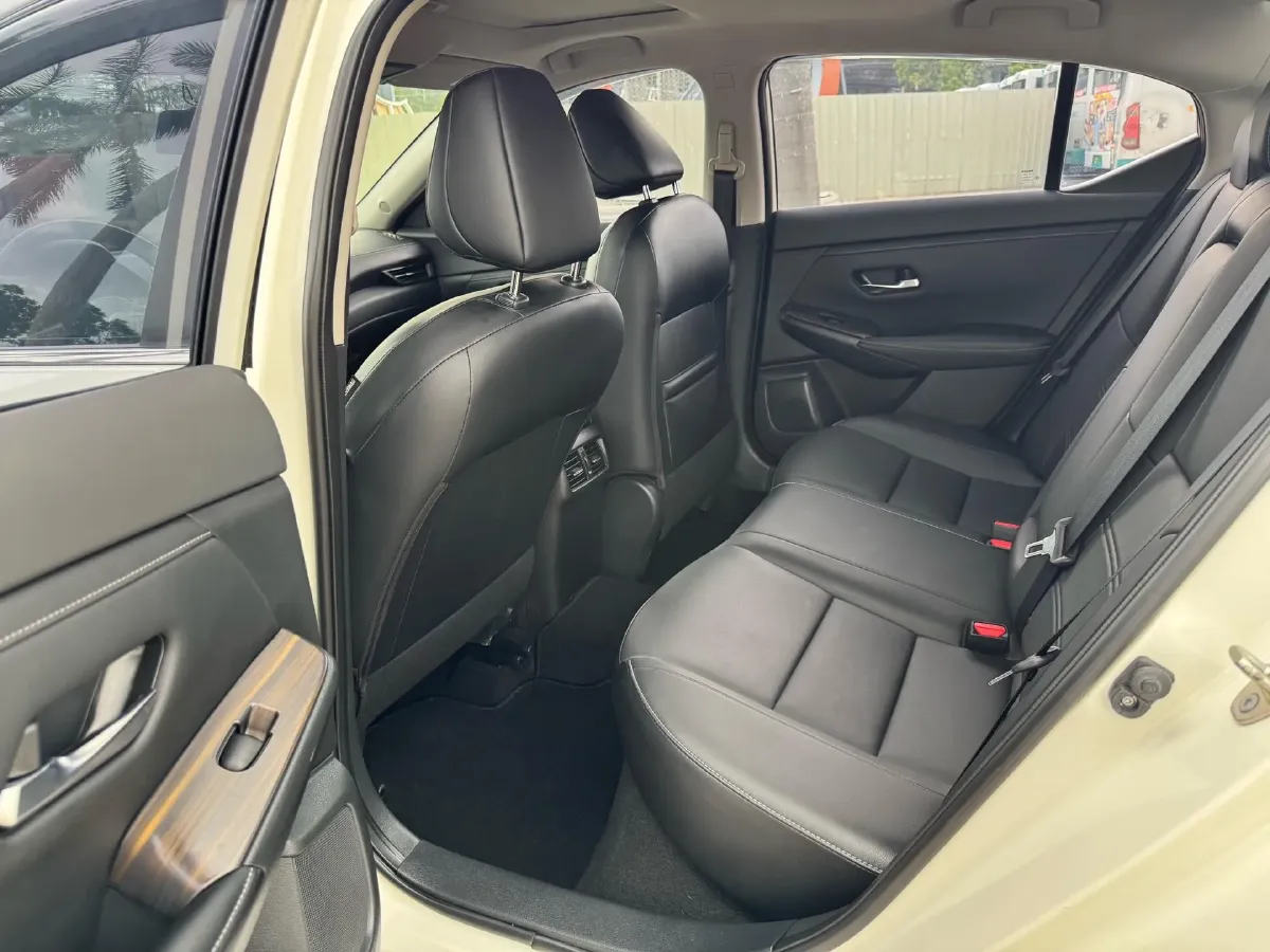 2020 Nissan Sylphy 1.6L 139HP L4 CVT,autocango,china used car exporter,china ev exporter,chinese used car exporter,chinese used ev exporter