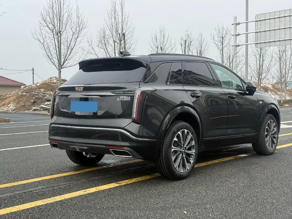 2025 Cadillac XT5 2.0T 237HP L4 9AT,autocango,china used car exporter,china ev exporter,chinese used car exporter,chinese used ev exporter