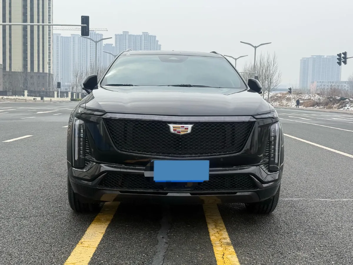 2025 Cadillac XT5 2.0T 237HP L4 9AT,autocango,china used car exporter,china ev exporter,chinese used car exporter,chinese used ev exporter