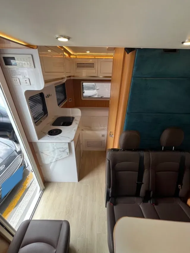 2019 MAXUS XinTu V80 2.5T 136HP L4 6AMT,autocango,china used car exporter,china ev exporter,chinese used car exporter,chinese used ev exporter