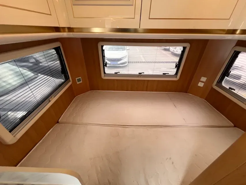 2019 MAXUS XinTu V80 2.5T 136HP L4 6AMT,autocango,china used car exporter,china ev exporter,chinese used car exporter,chinese used ev exporter