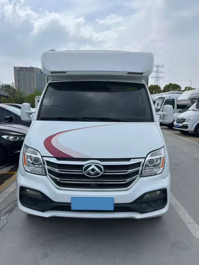 2019 MAXUS XinTu V80 2.5T 136HP L4 6AMT,autocango,china used car exporter,china ev exporter,chinese used car exporter,chinese used ev exporter