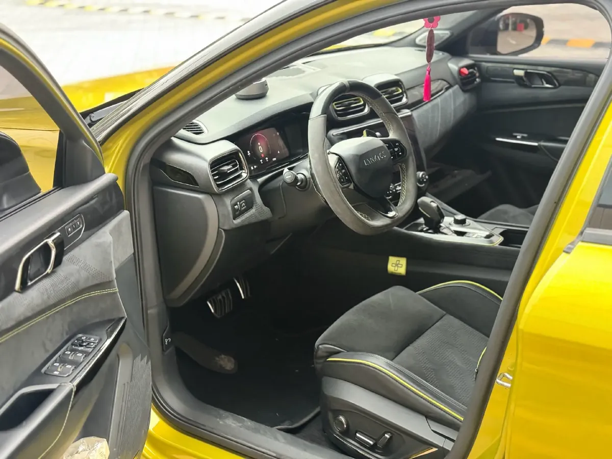 2020 LYNK&CO 03 2.0T 254HP L4 8AT,autocango,china used car exporter,china ev exporter,chinese used car exporter,chinese used ev exporter