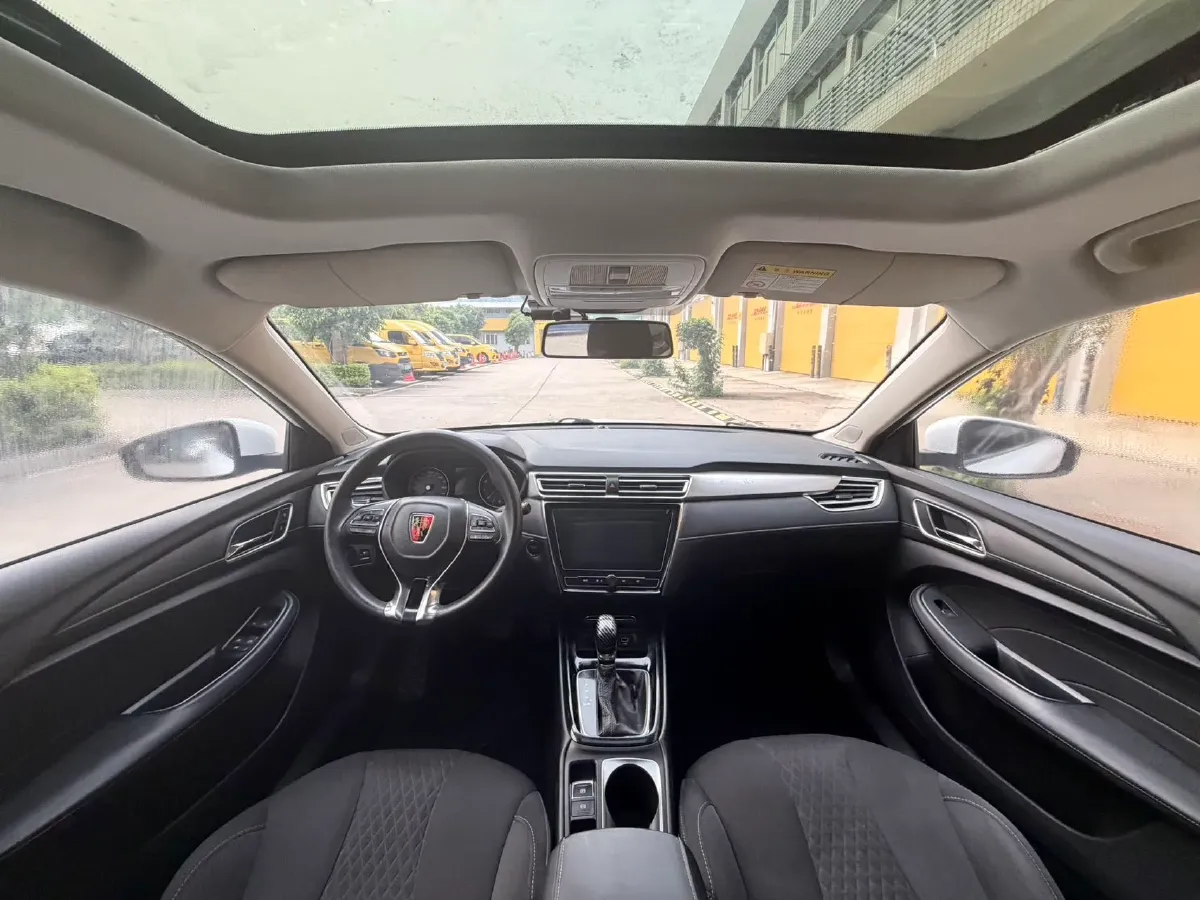 2019 Roewe i5 1.5L 120HP L4 CVT,autocango,china used car exporter,china ev exporter,chinese used car exporter,chinese used ev exporter