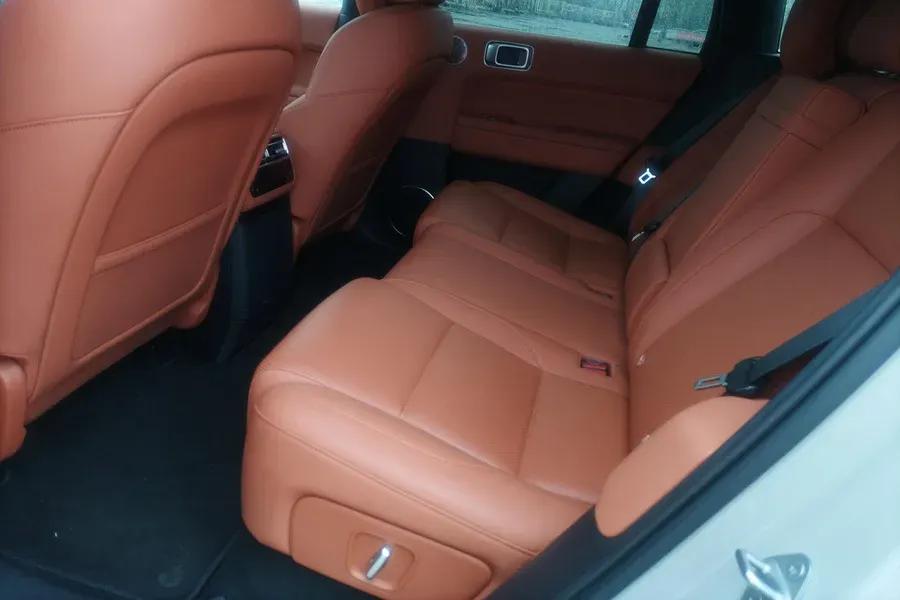 2025 Li L6 Range Extended 154HP L4 REEV,autocango,china used car exporter,china ev exporter,chinese used car exporter,chinese used ev exporter