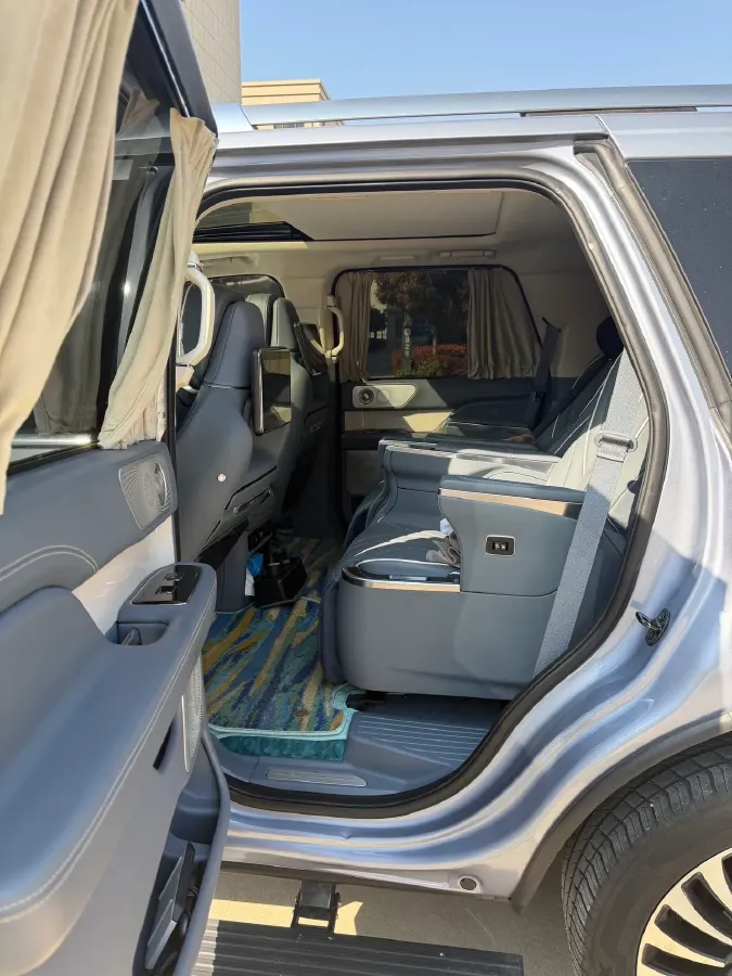 2020 Lincoln Navigator 3.5T 388HP V6 10AT,autocango,china used car exporter,china ev exporter,chinese used car exporter,chinese used ev exporter