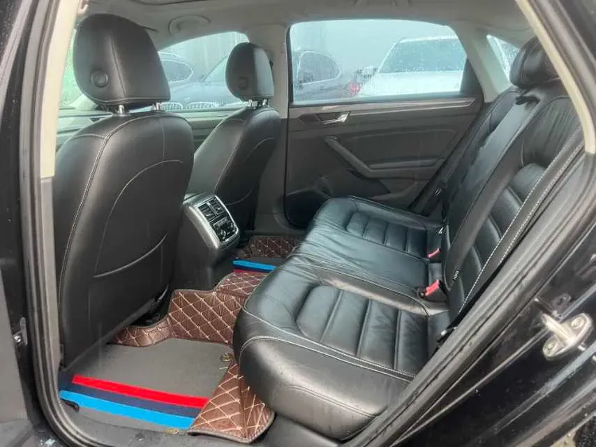 2017 Volkswagen Passat 1.8T 180HP L4 7DCT,autocango,china used car exporter,china ev exporter,chinese used car exporter,chinese used ev exporter