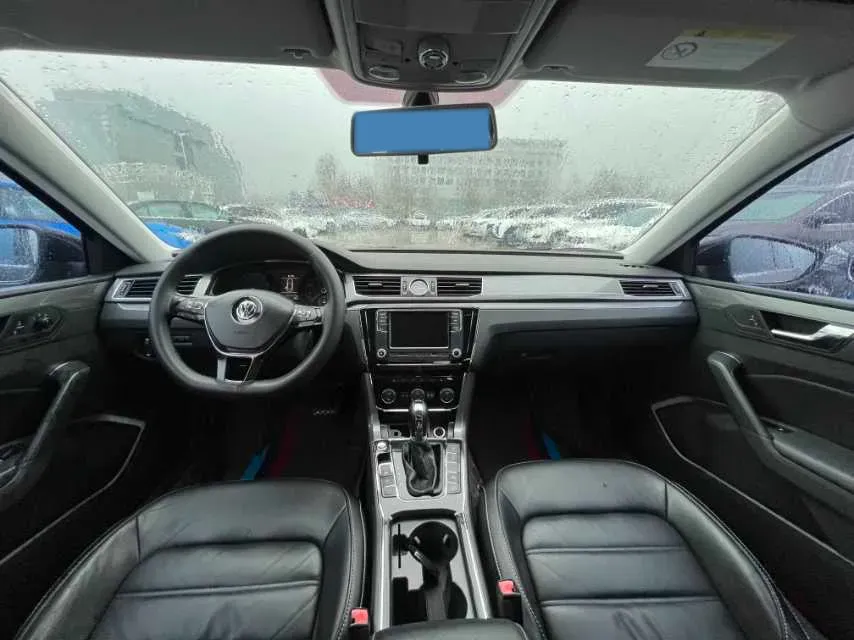 2017 Volkswagen Passat 1.8T 180HP L4 7DCT,autocango,china used car exporter,china ev exporter,chinese used car exporter,chinese used ev exporter