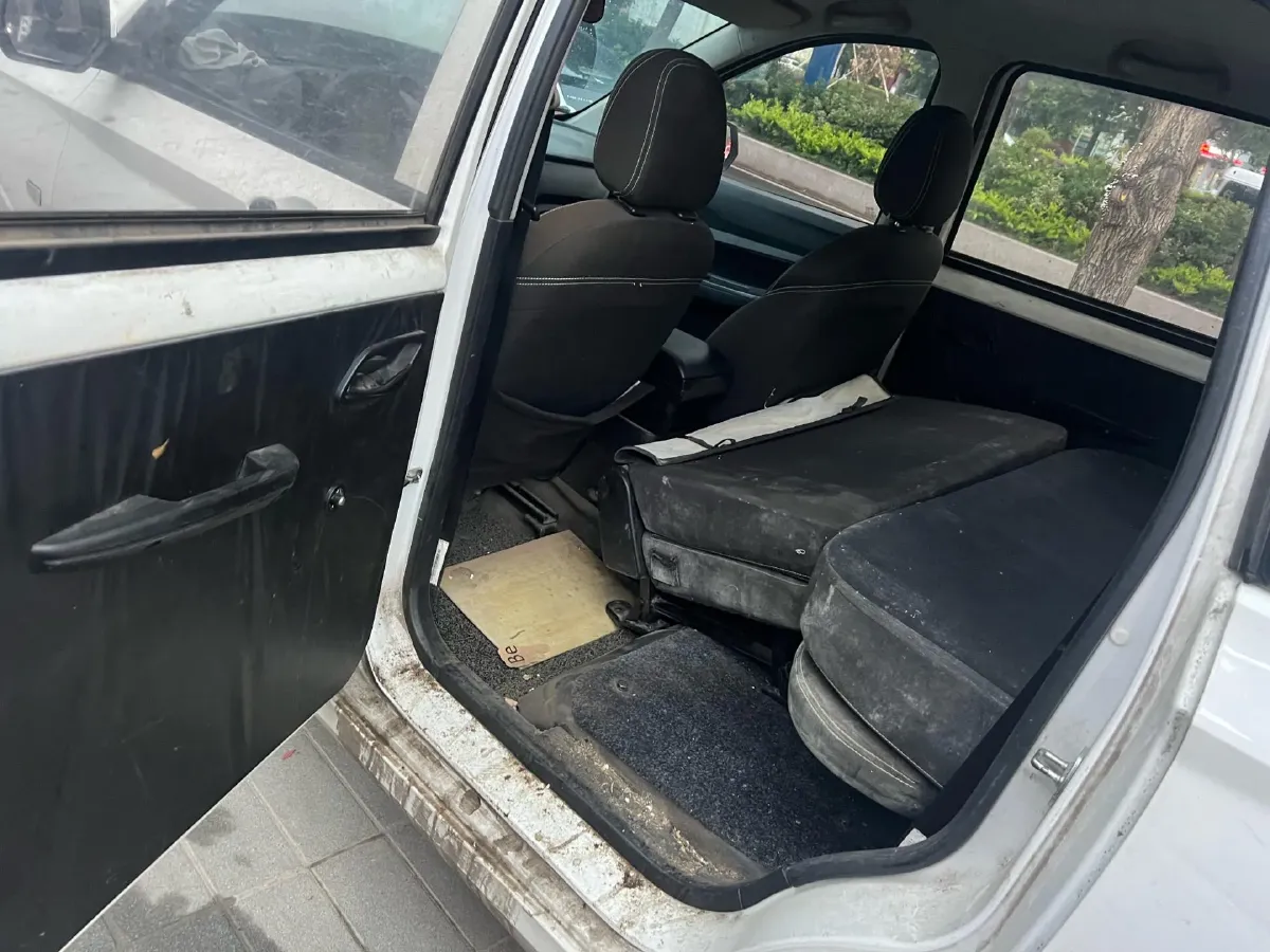 2019 WuLing HongGuang 1.5L 105HP L4 5MT,autocango,china used car exporter,china ev exporter,chinese used car exporter,chinese used ev exporter