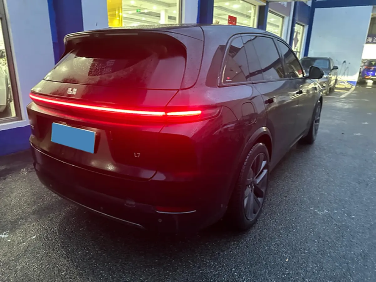 2024 Li L8 Range Extended 154HP REEV 42.8KWH,autocango,china used car exporter,china ev exporter,chinese used car exporter,chinese used ev exporter