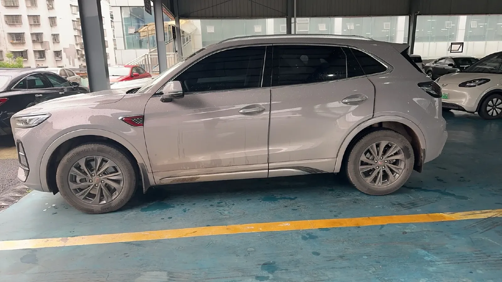 2023 HongQi HS5 2.0T 252HP L4 8AT,autocango,china used car exporter,china ev exporter,chinese used car exporter,chinese used ev exporter
