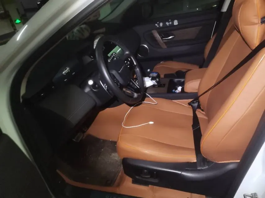 2024 Land Rover Discovery Sport 2.0T 249HP L4 9AT,autocango,china used car exporter,china ev exporter,chinese used car exporter,chinese used ev exporter