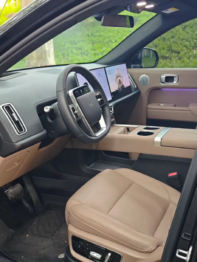 2025 Li L7 Range Extended 154HP REEV,autocango,china used car exporter,china ev exporter,chinese used car exporter,chinese used ev exporter