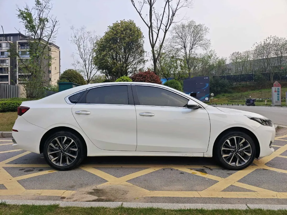 2021 Kia K3 1.5L 115HP L4 CVT,autocango,china used car exporter,china ev exporter,chinese used car exporter,chinese used ev exporter