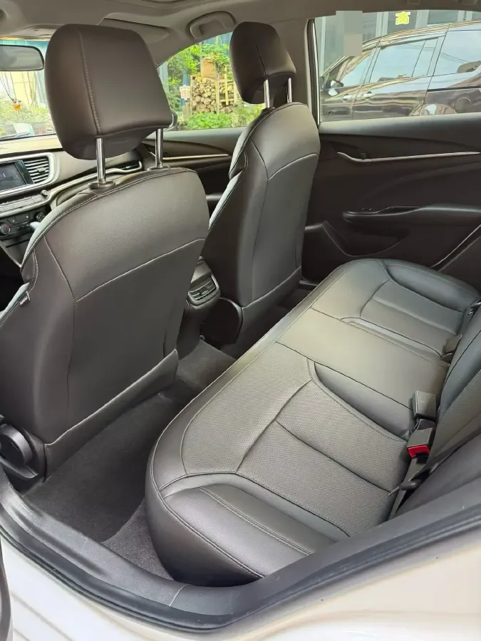 2020 Buick Encore 1.0T 125HP L3 6AT,autocango,china used car exporter,china ev exporter,chinese used car exporter,chinese used ev exporter