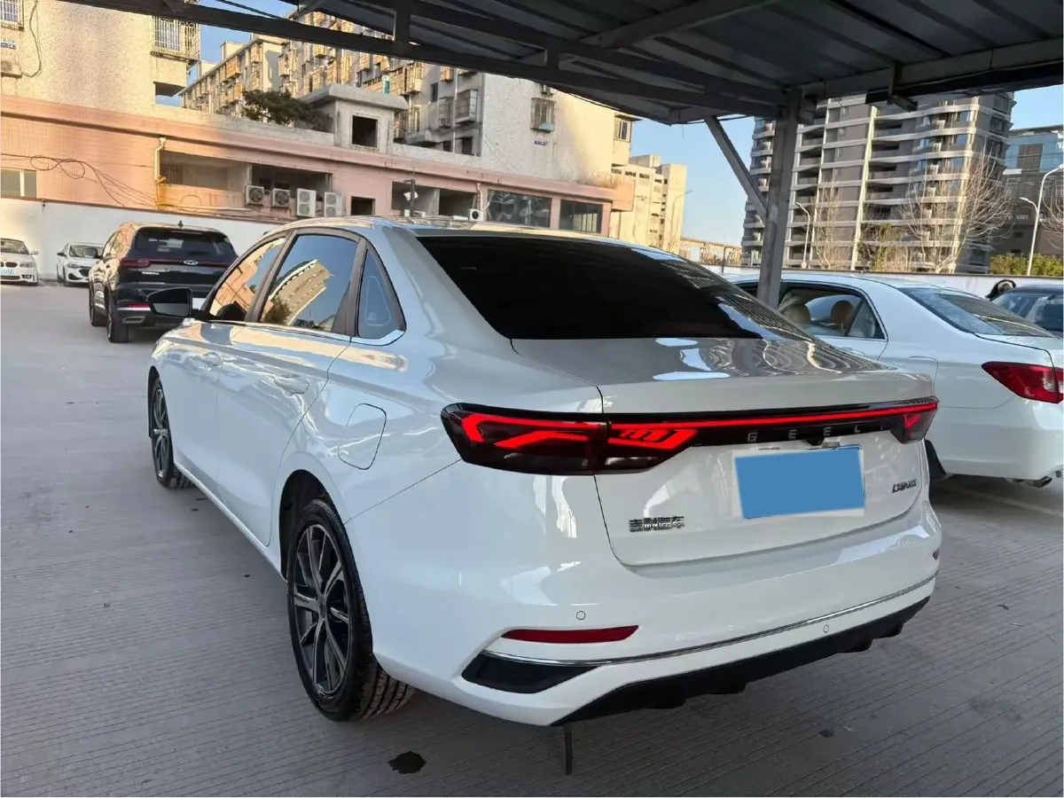 2022 Geely Emgrand 1.5L 114HP L4 CVT,autocango,china used car exporter,china ev exporter,chinese used car exporter,chinese used ev exporter