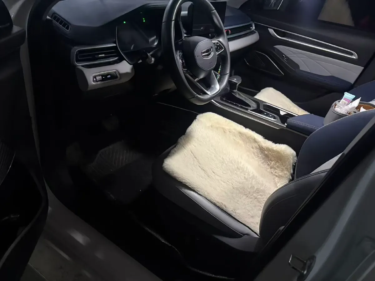 2022 Geely Emgrand 1.5L 114HP L4 CVT,autocango,china used car exporter,china ev exporter,chinese used car exporter,chinese used ev exporter