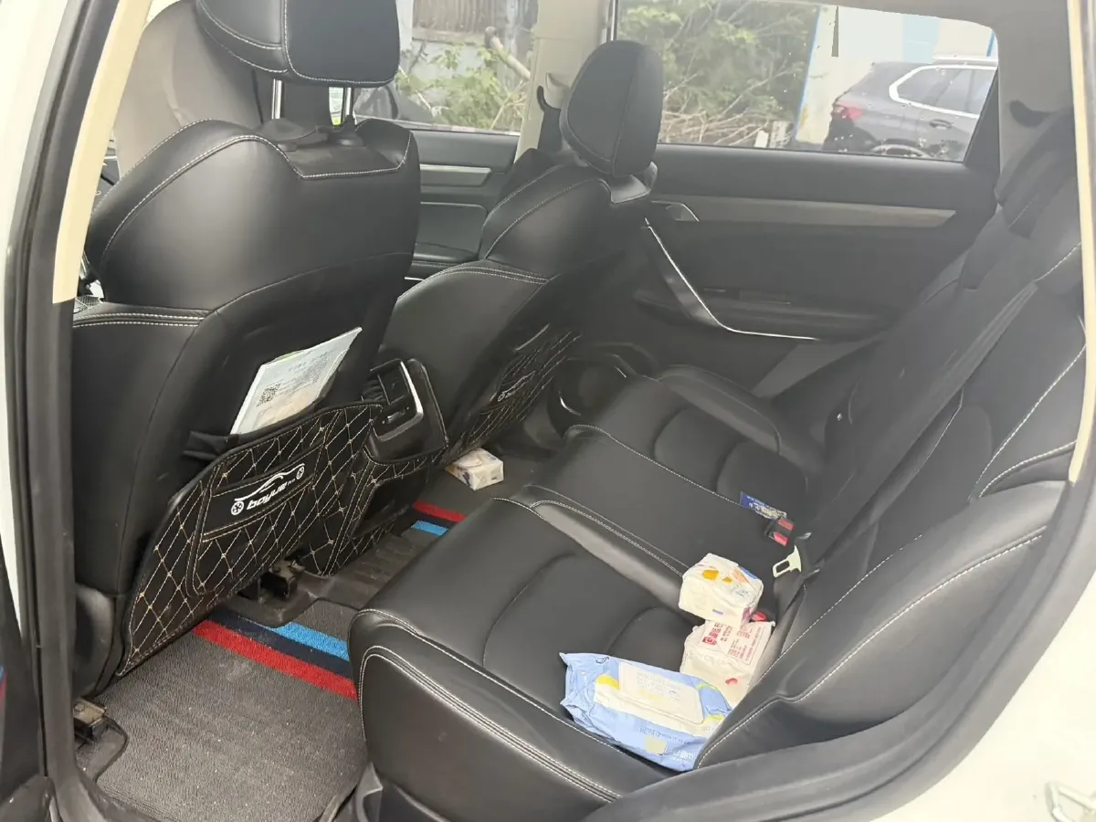 2020 Roewe i6 1.5T 169HP L4 7DCT,autocango,china used car exporter,china ev exporter,chinese used car exporter,chinese used ev exporter