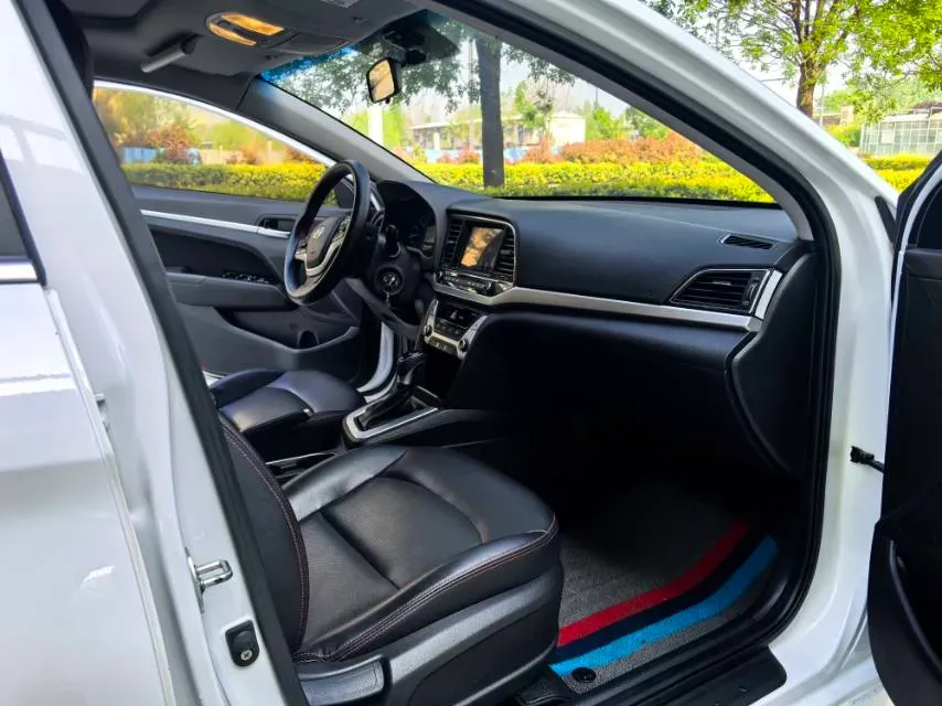 2016 Hyundai Elantra 1.6L 130HP L4 6AT,autocango,china used car exporter,china ev exporter,chinese used car exporter,chinese used ev exporter