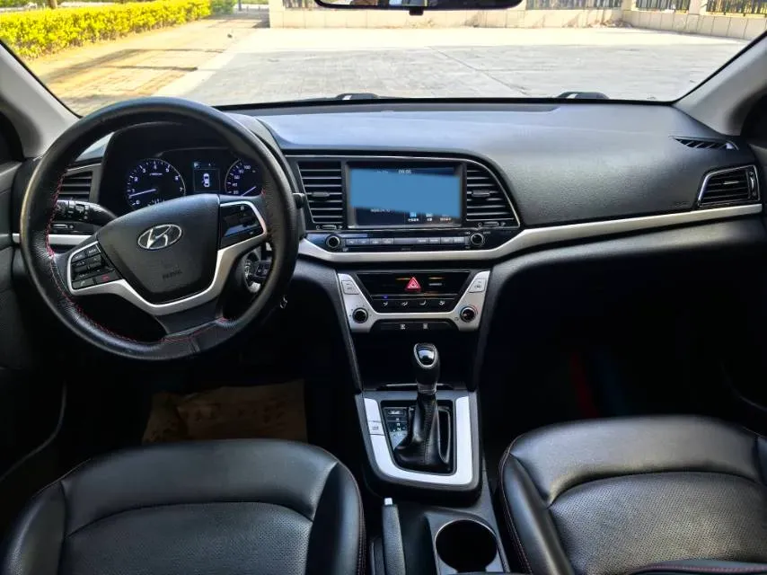 2016 Hyundai Elantra 1.6L 130HP L4 6AT,autocango,china used car exporter,china ev exporter,chinese used car exporter,chinese used ev exporter