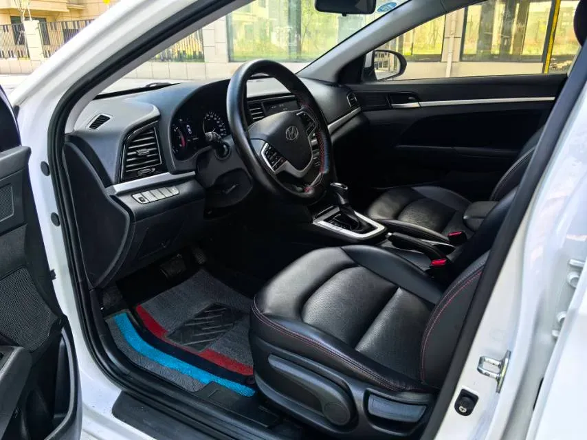 2016 Hyundai Elantra 1.6L 130HP L4 6AT,autocango,china used car exporter,china ev exporter,chinese used car exporter,chinese used ev exporter