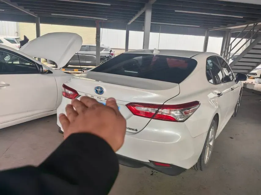 2023 Toyota Camry 2.5L 178HP L4 E-CVT Hybrid,autocango,china used car exporter,china ev exporter,chinese used car exporter,chinese used ev exporter