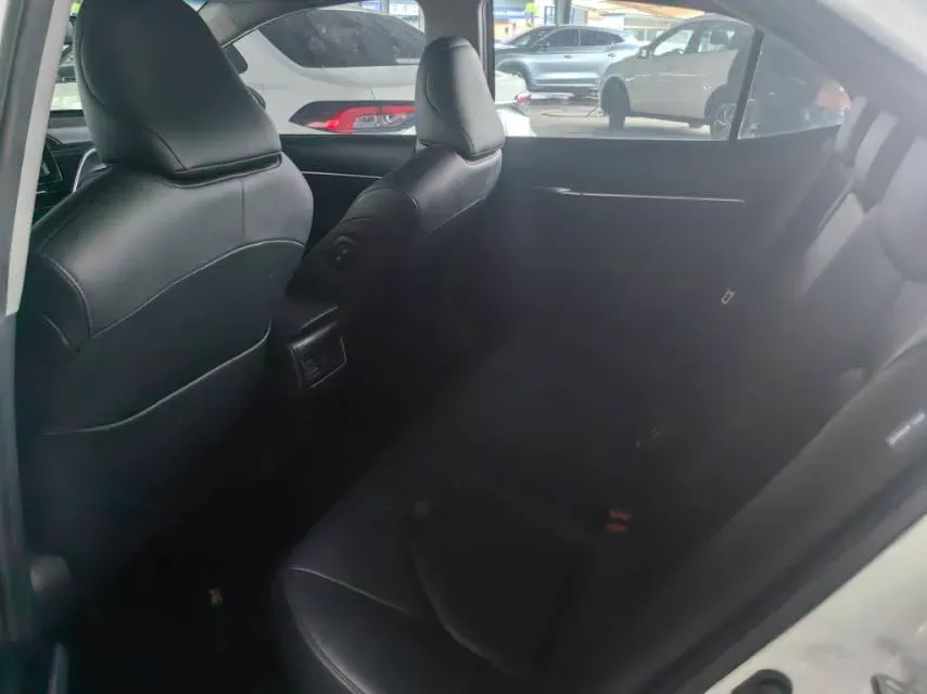 2023 Toyota Camry 2.5L 178HP L4 E-CVT Hybrid,autocango,china used car exporter,china ev exporter,chinese used car exporter,chinese used ev exporter