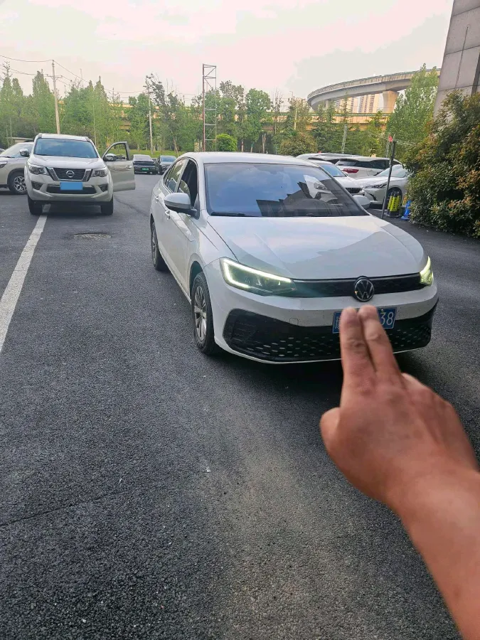 2025 Volkswagen Lavida 1.5L 110HP L4 6AT,autocango,china used car exporter,china ev exporter,chinese used car exporter,chinese used ev exporter